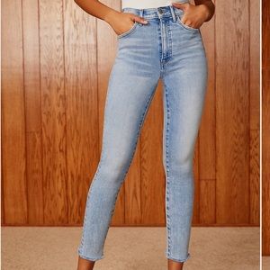 ARITZIA Denim Form Lola Crop jeans